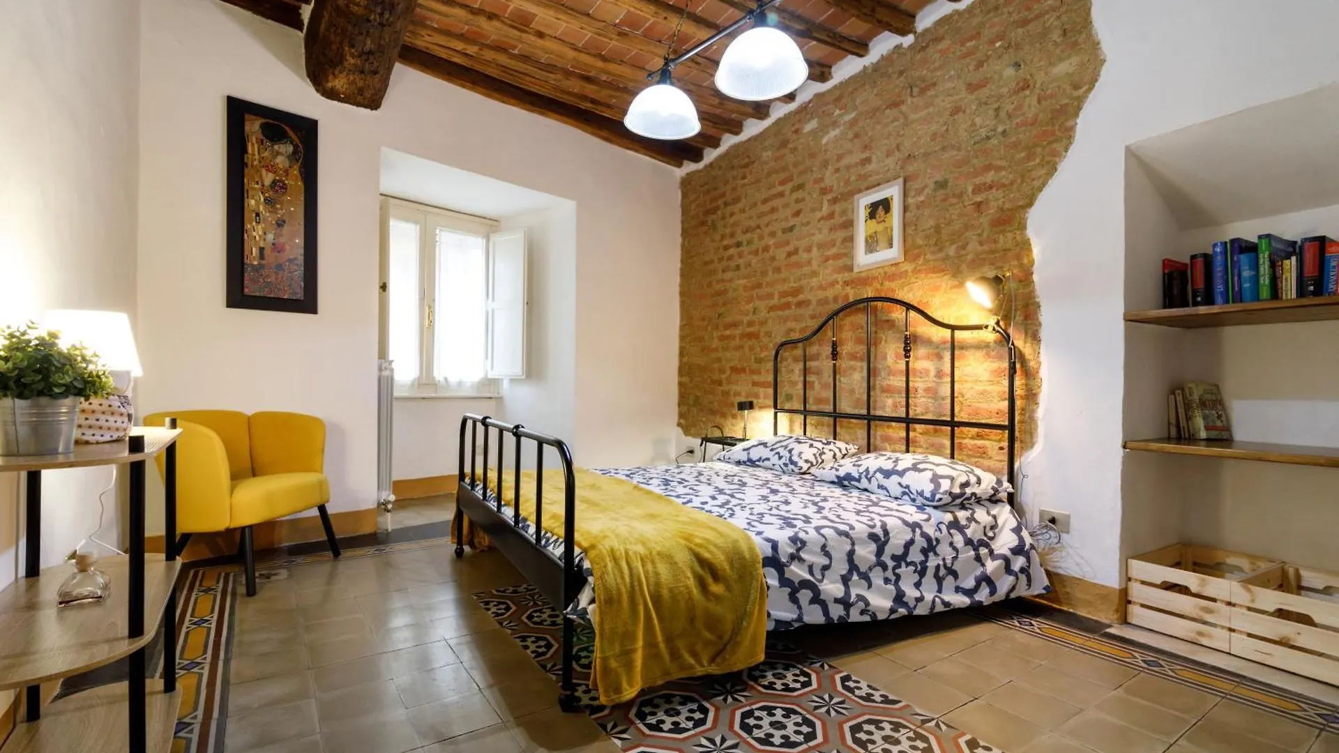 Castellare Degli Ugurgieri Central Apt In Siena Italy